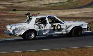 Illustration for article titled The Top 152 Lemons Of The 24 Hours Of LeMons Arse Freeze-A-Palooza 2009!